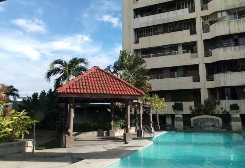 Andrielle S Place 508