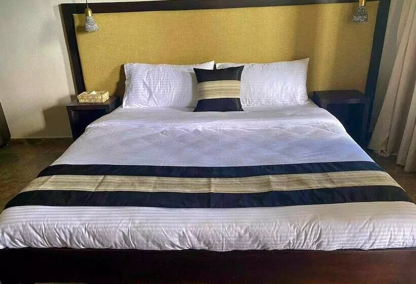 Ariella Mangrove & Eco Resort By Hiverooms