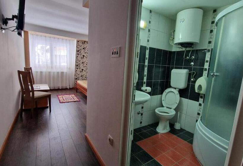 تختخواب و صبحانه Vila Zlatar