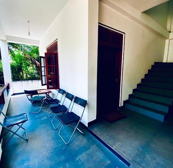 Hotel The Royal Garden