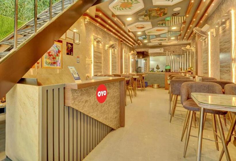 Oyo Flagship Hotel Komal Inn