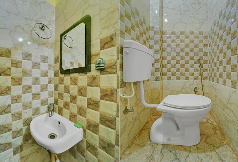 Oyo Flagship Hotel Komal Inn