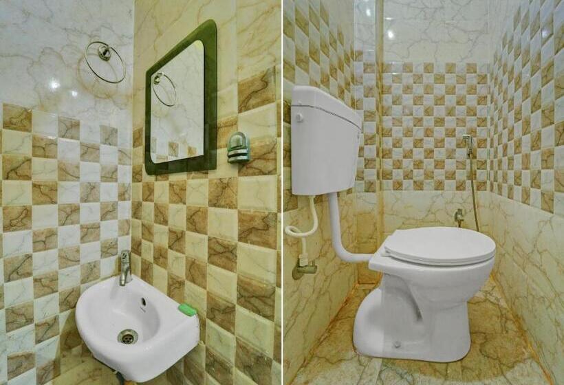 Oyo Flagship Hotel Komal Inn