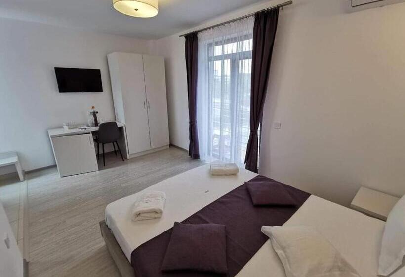 פנסיון Casa Loro