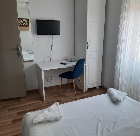 פנסיון Casa Loro