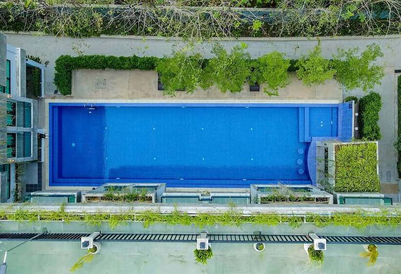 Rainforest Hotel By Nsun