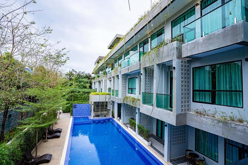 Rainforest Hotel By Nsun