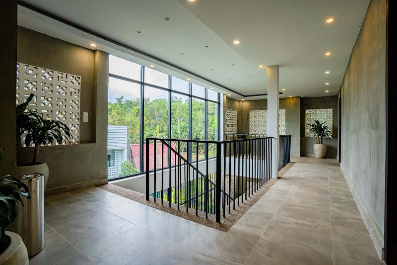 Rainforest Hotel By Nsun