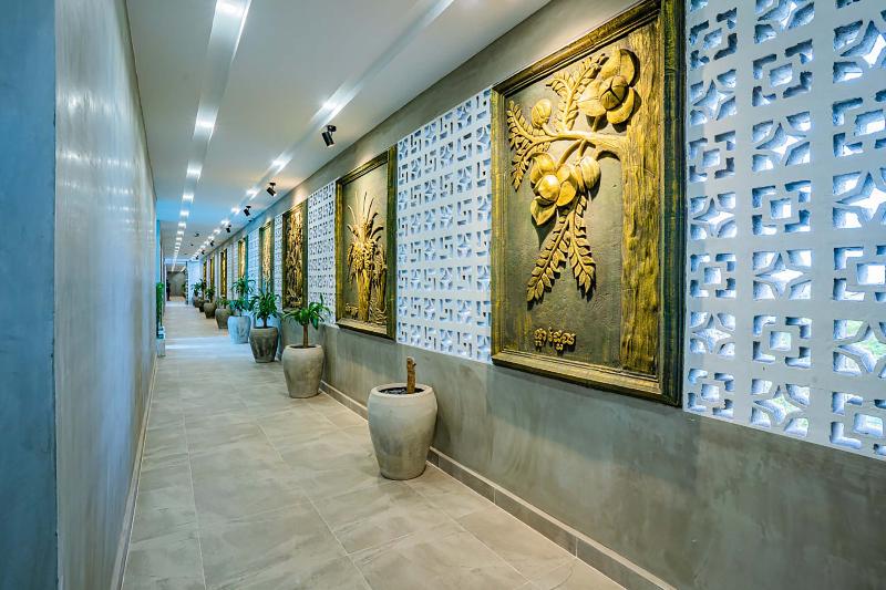 Rainforest Hotel By Nsun