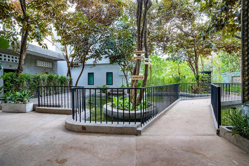 Rainforest Hotel By Nsun