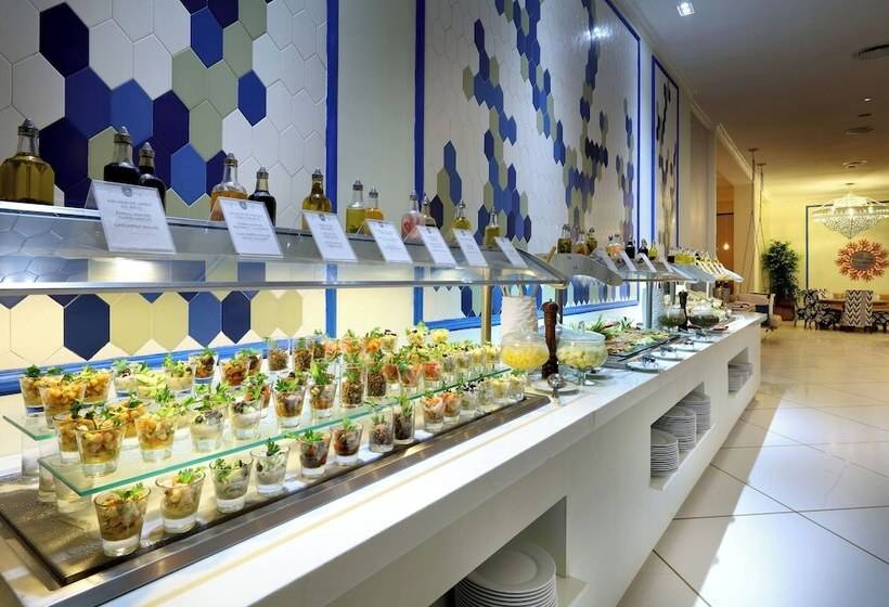 The Signature Level At Grand Palladium Imbassaí Resort & Spa