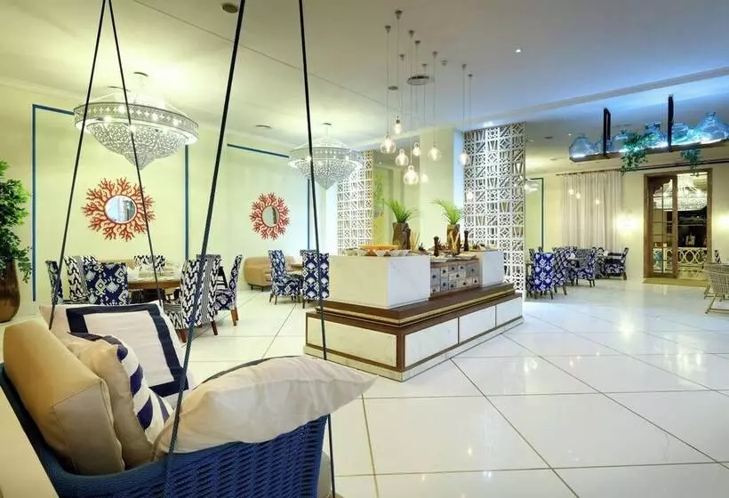 The Signature Level At Grand Palladium Imbassaí Resort & Spa