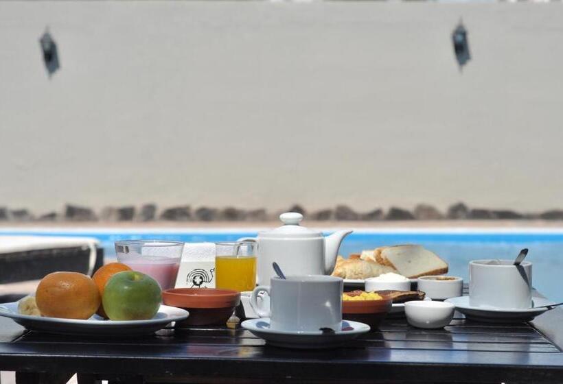 Casagrande Hotel De Adobe