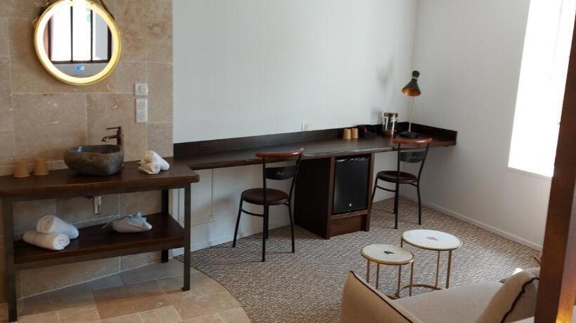 ホテル Auberge Le Petit Mas