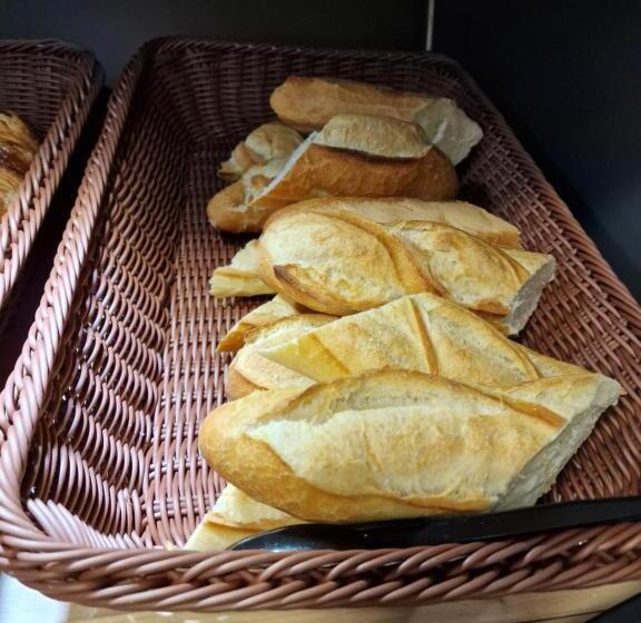 B&b Hotel Corbeil Essonnes