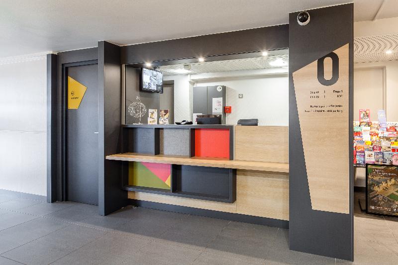 B&b Hotel La Queue En Brie