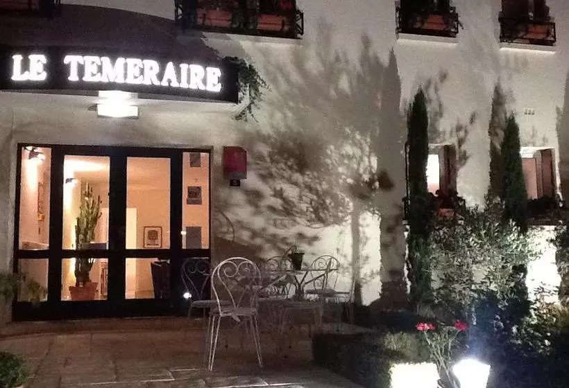 ホテル Le Temeraire