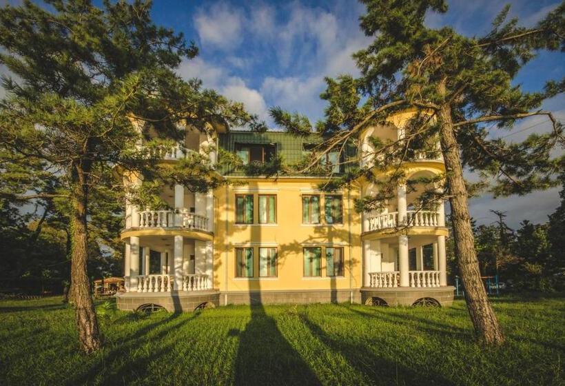 Marshal Resort Kobuleti