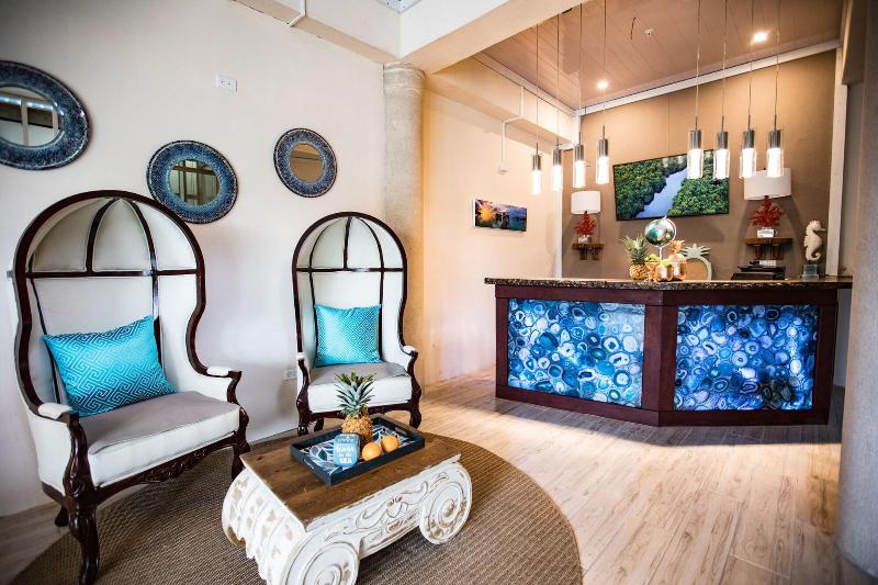 فندق Azul Bocas Town