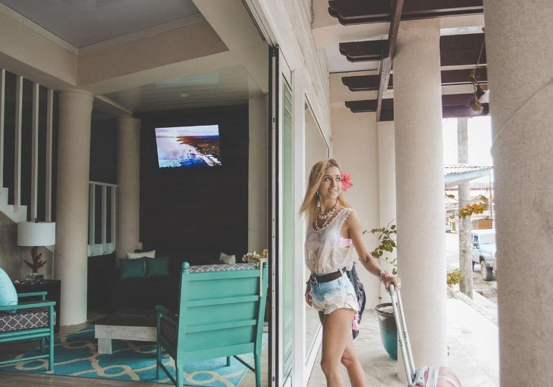 فندق Azul Bocas Town