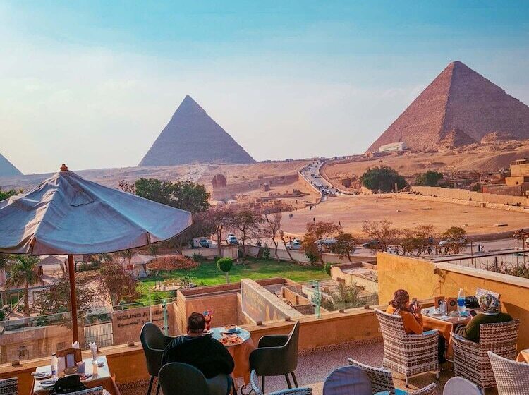 هتل Tui Pyramids View