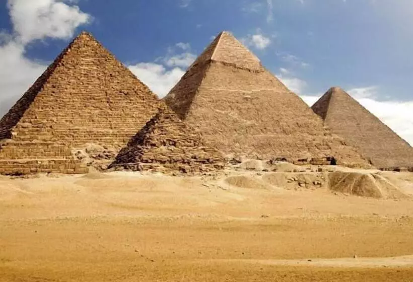 هتل Tui Pyramids View