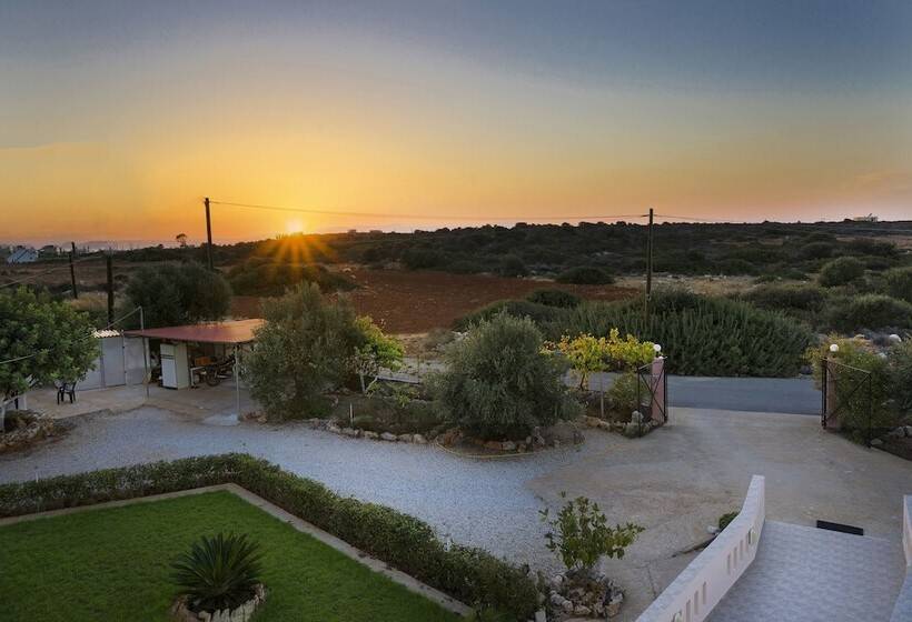 Skamagkas M. Apartments