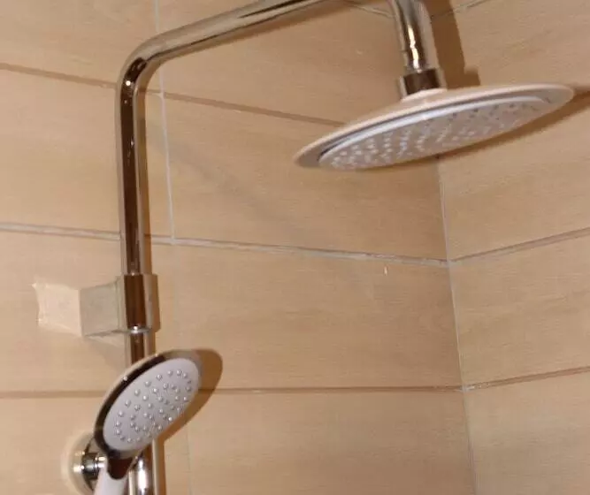 هتل Koru Country Club