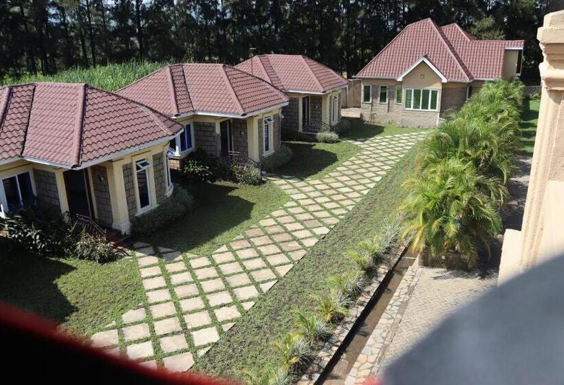 هتل Koru Country Club