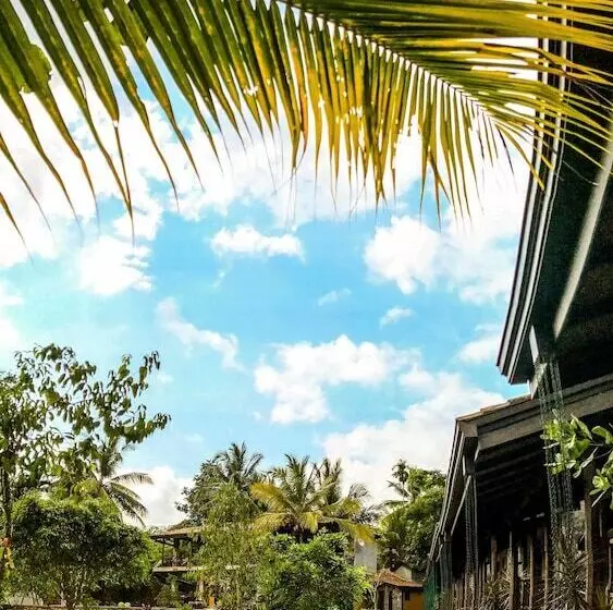 ホテル Villa Pinnawala & Restaurant