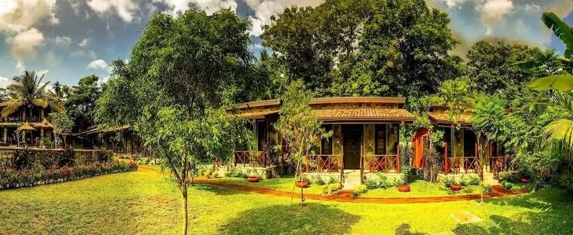 ホテル Villa Pinnawala & Restaurant