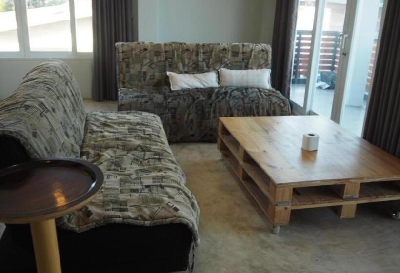 Maximize Brand New Hostel Udonthani