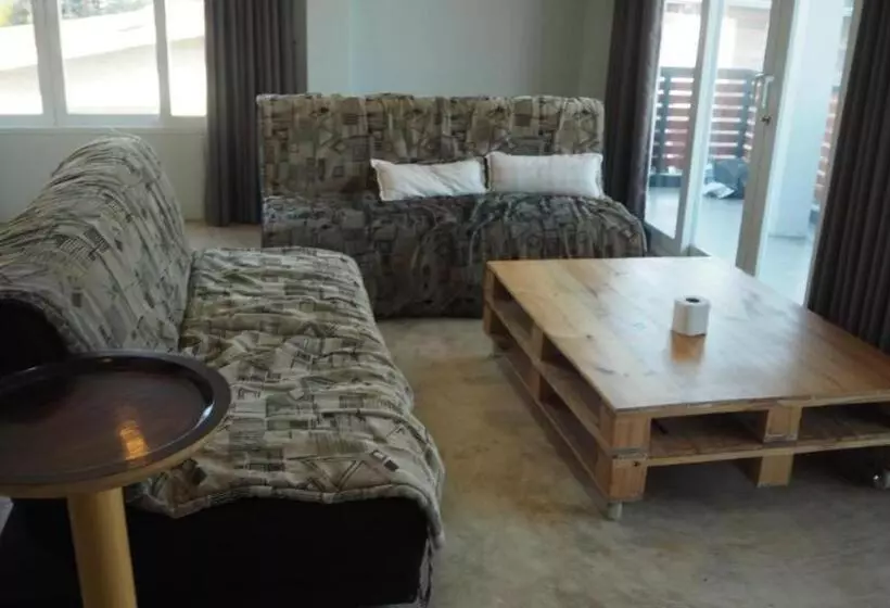 Maximize Brand New Hostel Udonthani