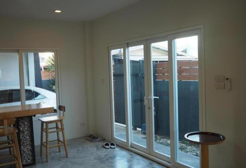 Maximize Brand New Hostel Udonthani