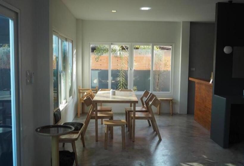 Maximize Brand New Hostel Udonthani