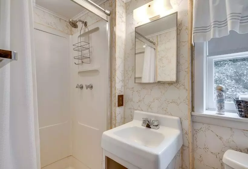 Clifford Home ~ 8 Mi To Elk Mountain Ski Resort!