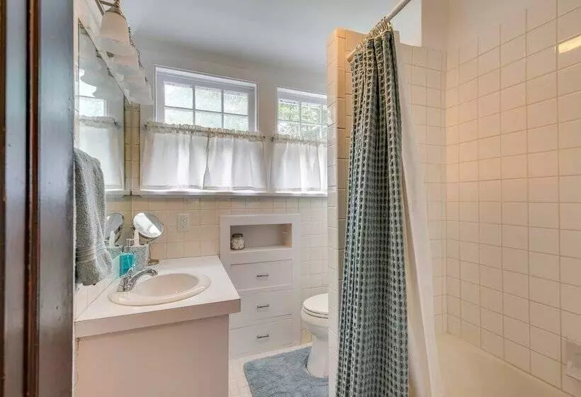 Clifford Home ~ 8 Mi To Elk Mountain Ski Resort!