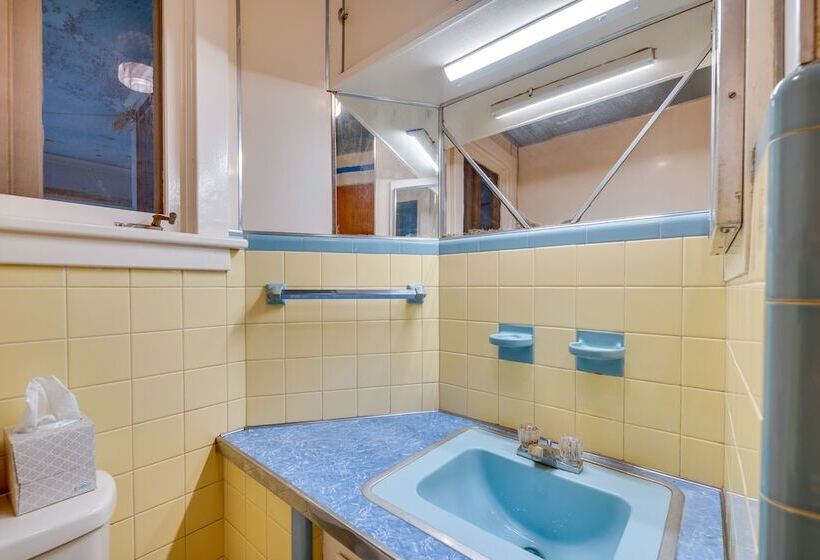 Clifford Home ~ 8 Mi To Elk Mountain Ski Resort!