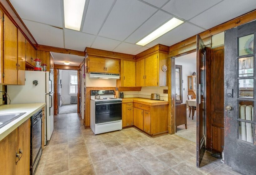 Clifford Home ~ 8 Mi To Elk Mountain Ski Resort!