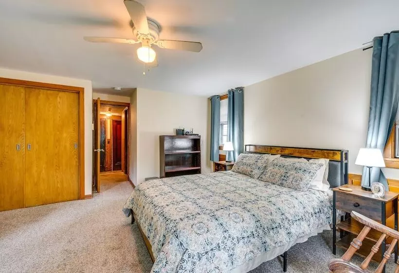 Clifford Home ~ 8 Mi To Elk Mountain Ski Resort!