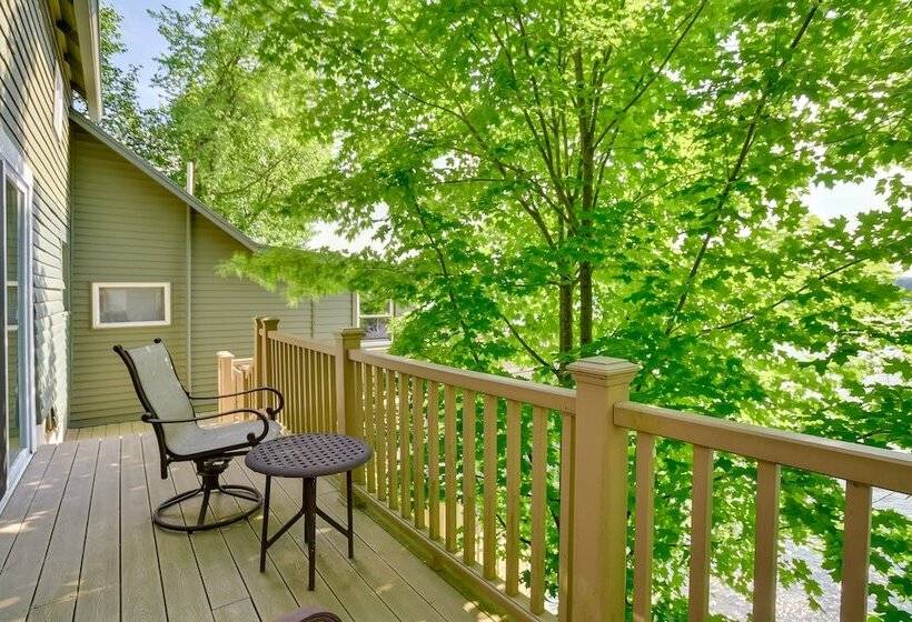 Cozy Cohocton Cottage W/ Private Beach & Deck!