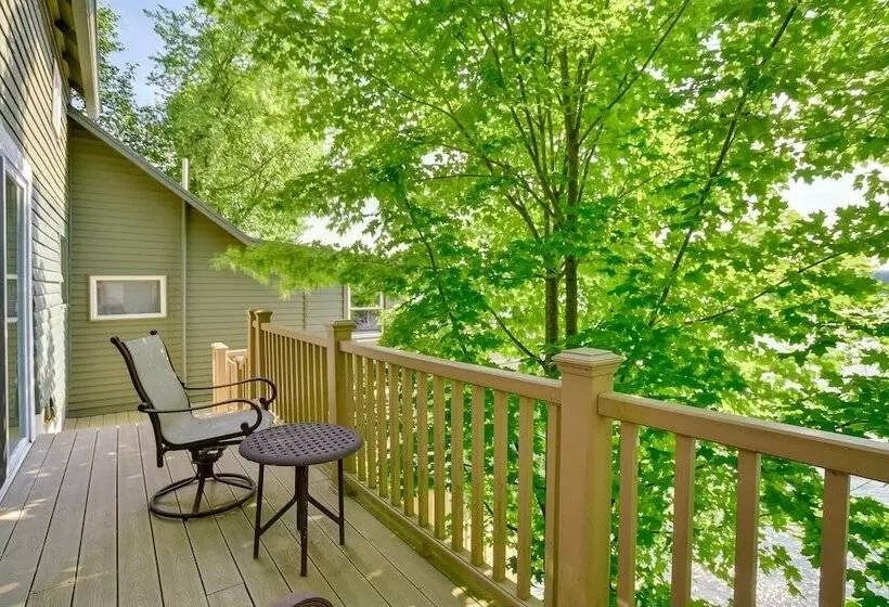 Cozy Cohocton Cottage W/ Private Beach & Deck!