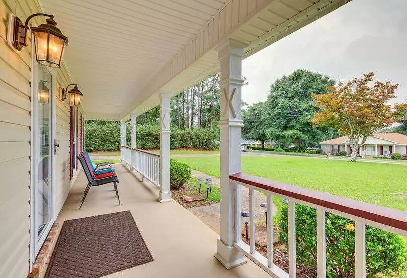 Dog Friendly Alabama Retreat W/ Patio & Fire Pit!