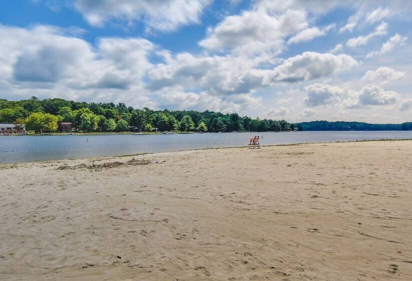 Family Friendly Dubois Cabin W/ Community Pool!