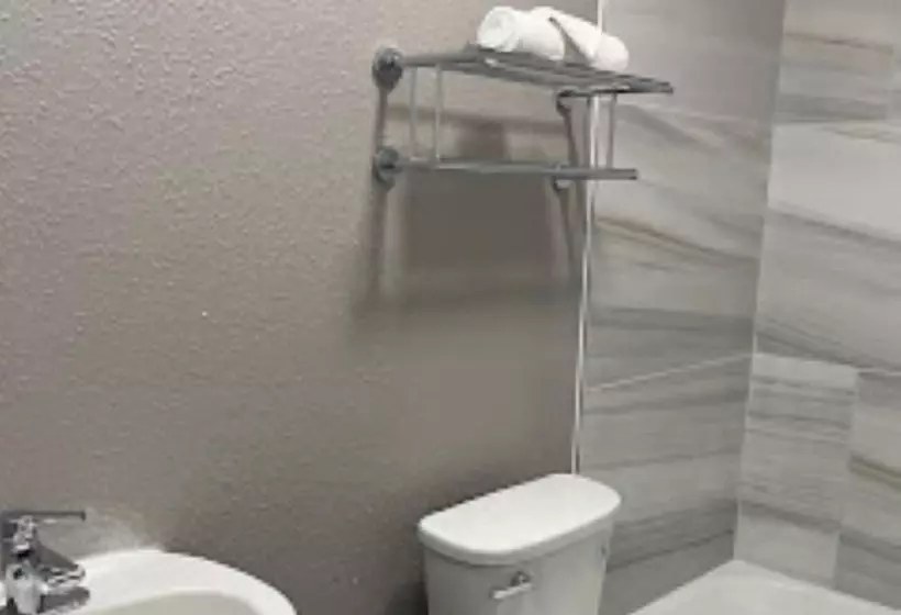 Hotelli Efficiency Lodge   Cartersville