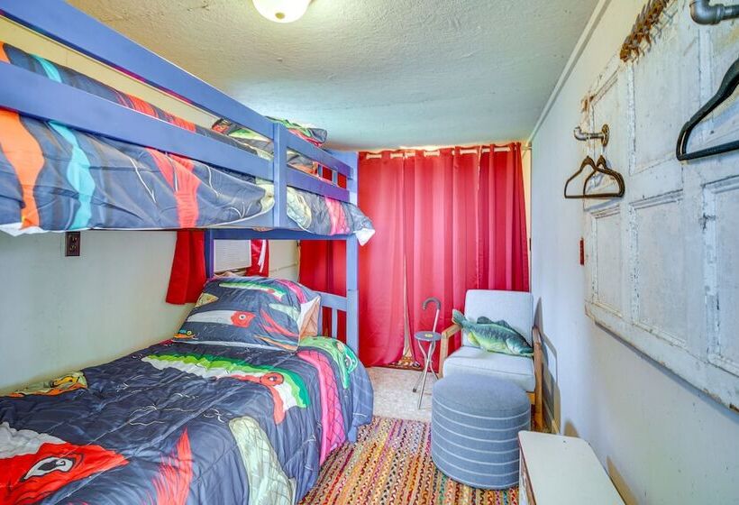 Lakefront Jonesville Cabin W/ Dock + Fire Pit!