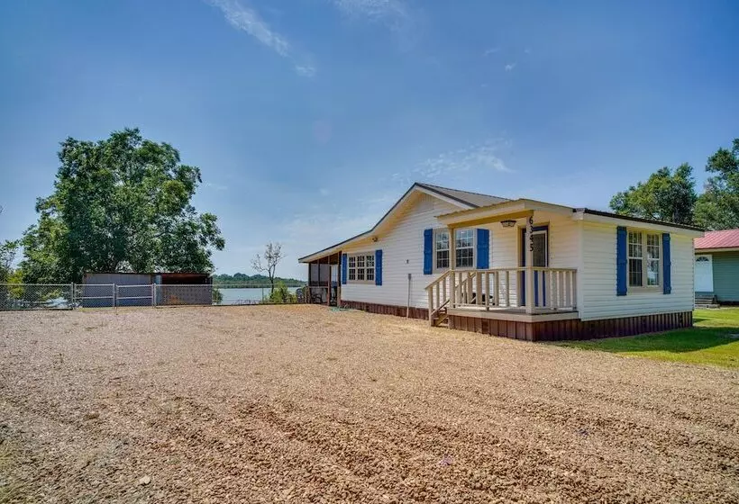 Lakefront Jonesville Cabin W/ Dock + Fire Pit!