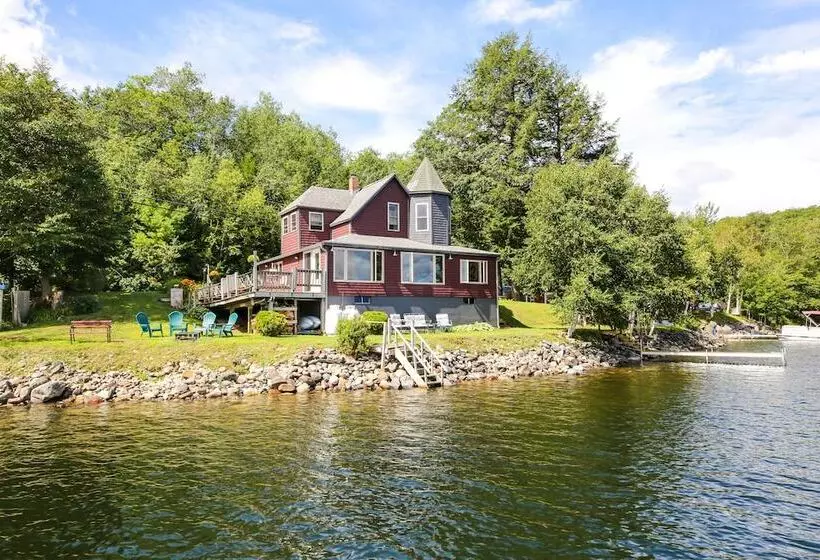Maine Lake House W/ Private Dock & Kayaks!