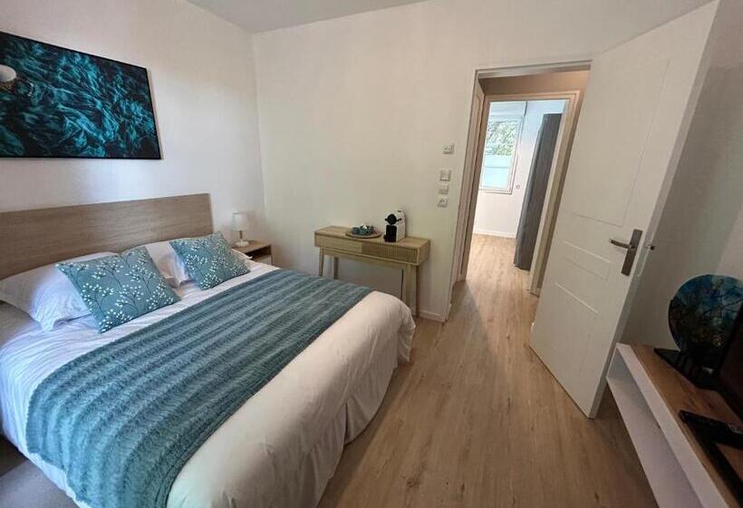 פנסיון Le Clos Des Lilas