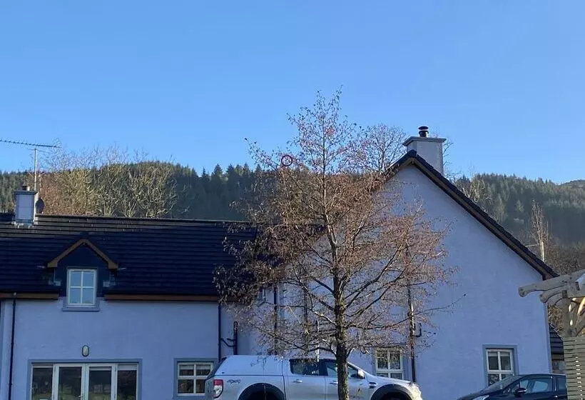 Lomakeskus Rostrevor Valley Holiday Park  En Suite Rooms With Hot Tub And Private Car Service